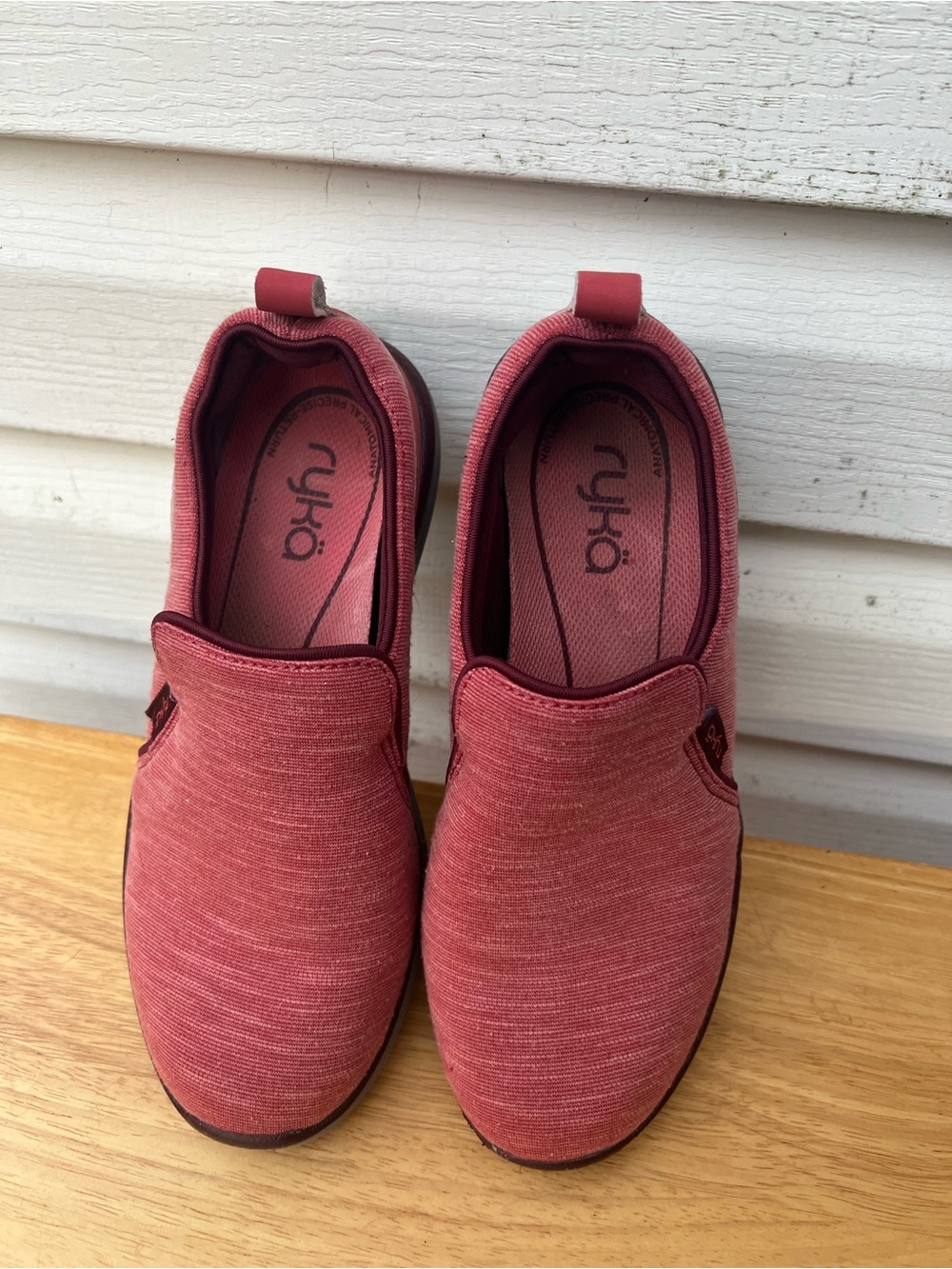 Ryka Women's Slip-On Sneakers in Rosewood size 6,5